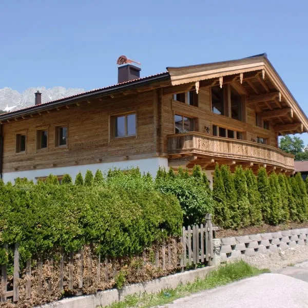 Einfamilienhaus-im-Tiroler-Altholzstil Einfamilienhaus-im-Tiroler-Altholzstil